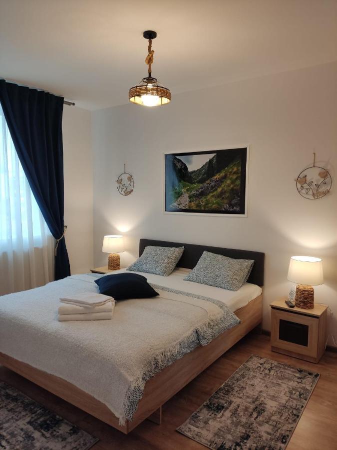 Cozy Apartment In Rasnov Bagian luar foto
