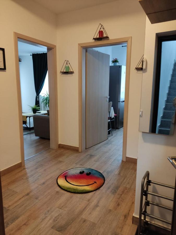 Cozy Apartment In Rasnov Bagian luar foto